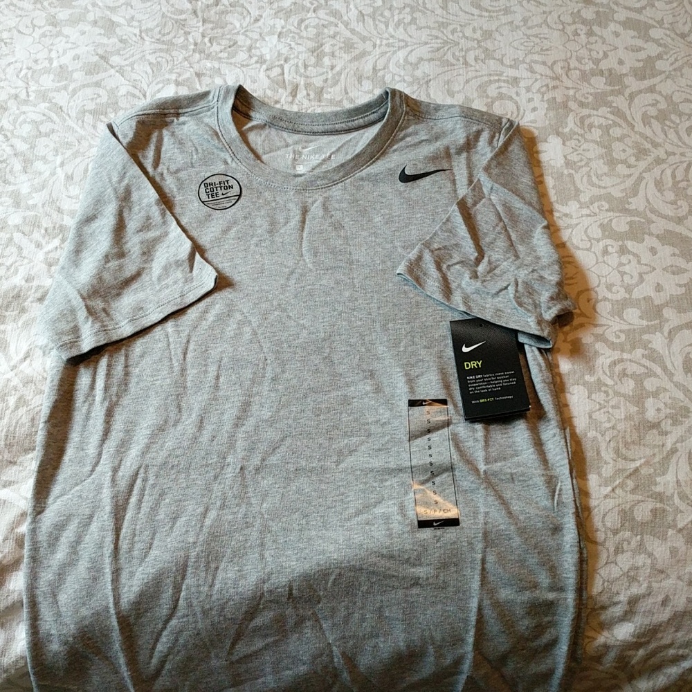 NWT Nike Dri-Fit Tee